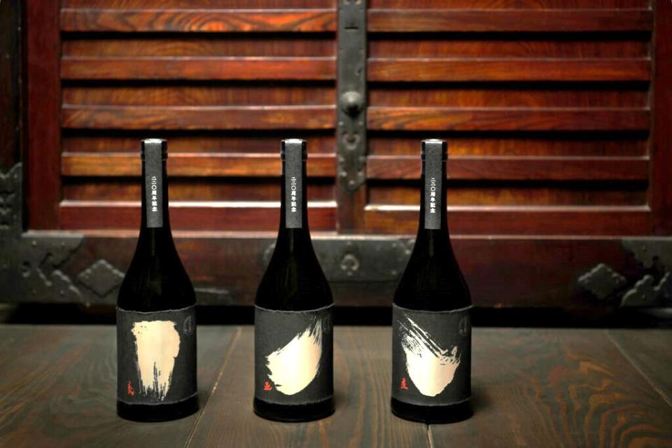 創業220周年記念「黒龍 220周年記念 3本セット」 発売のお知らせ